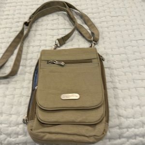 Baggallini nylon crossbody bag. Great for travel.
